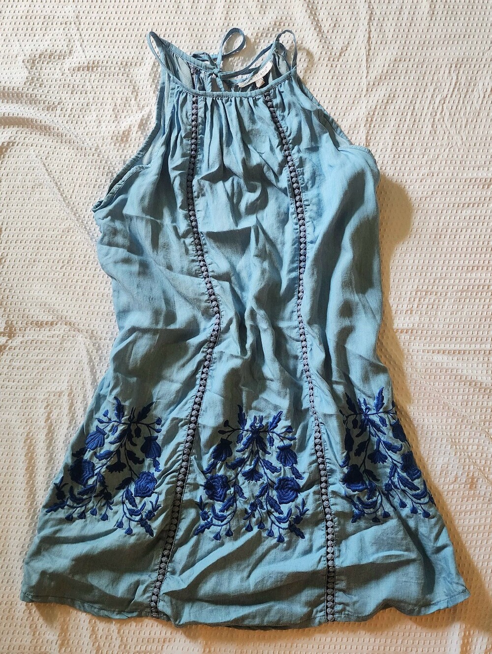 Blue Island Embroidery Shift Dress
